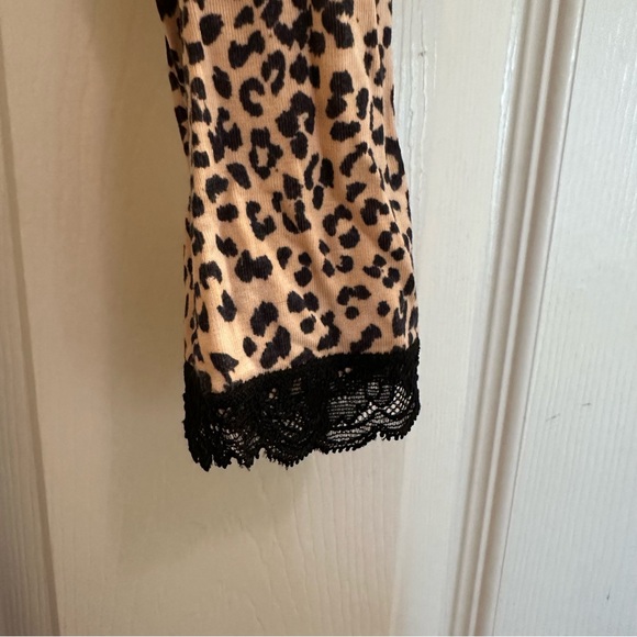 NWOT Heavenly By Victoria Animal Print Short Pajama Set Matching Robe Medium - Picture 4 of 15